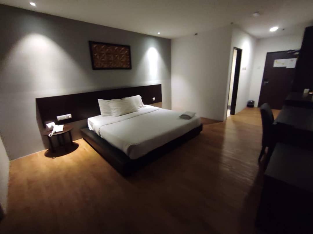 Summit Signature Hotel Oug Kuala Lumpur Extérieur photo