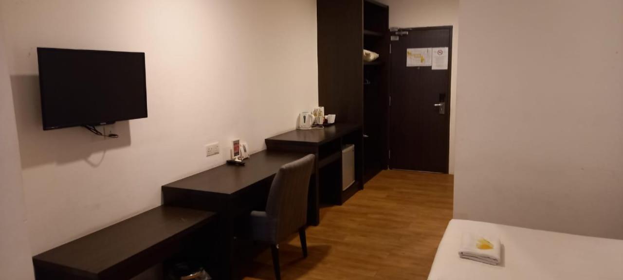 Summit Signature Hotel Oug Kuala Lumpur Extérieur photo