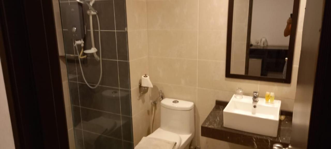 Summit Signature Hotel Oug Kuala Lumpur Extérieur photo