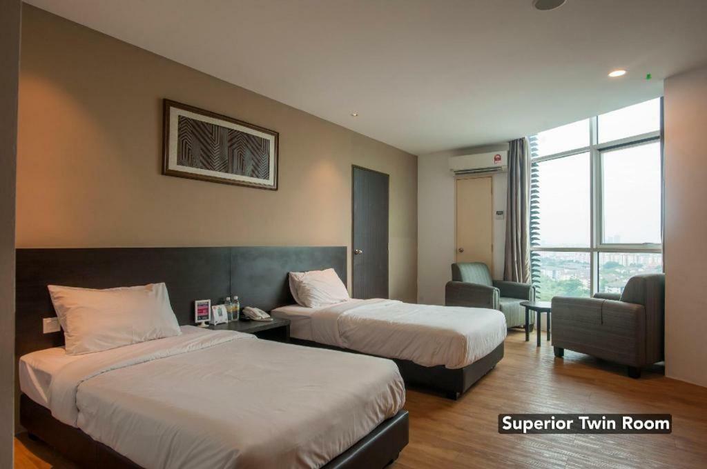 Summit Signature Hotel Oug Kuala Lumpur Extérieur photo